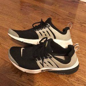 Mens Nike Prestos size 9